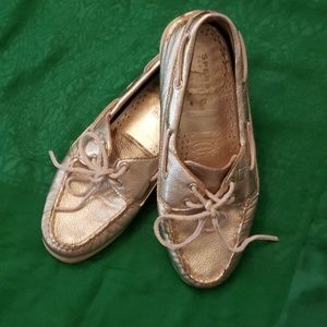 Sperry casual light gold loafer/boat shoe 9.5w